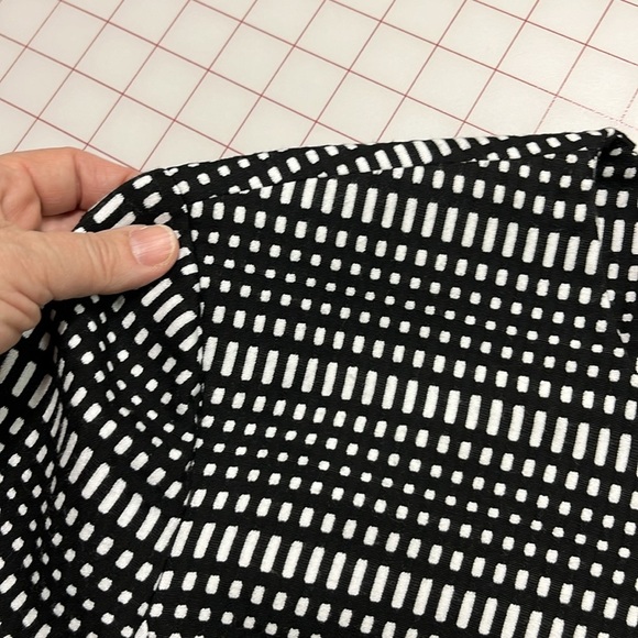 KASPER Geo Stripe Black/White Print 3/4 SLV Open Front Career Blazer Jacket 16 - Picture 9 of 16